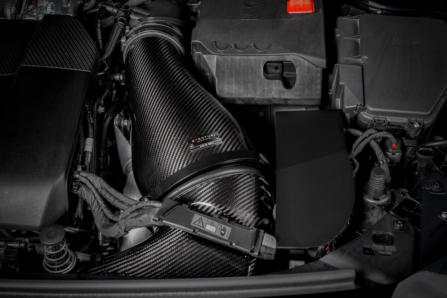 Eventuri Ansaugung Carbon Mercedes-Benz W177 A 45(S) C118 CLA 45(S) GLA 45 AMG mit Teilegutachten