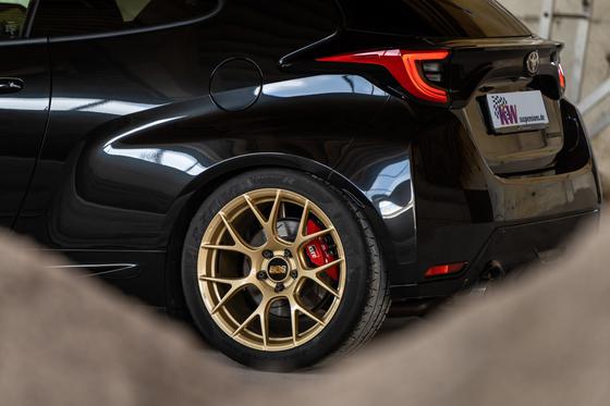 Toyota GR Yaris vFL KW Gewindefahrwerk V3 inox